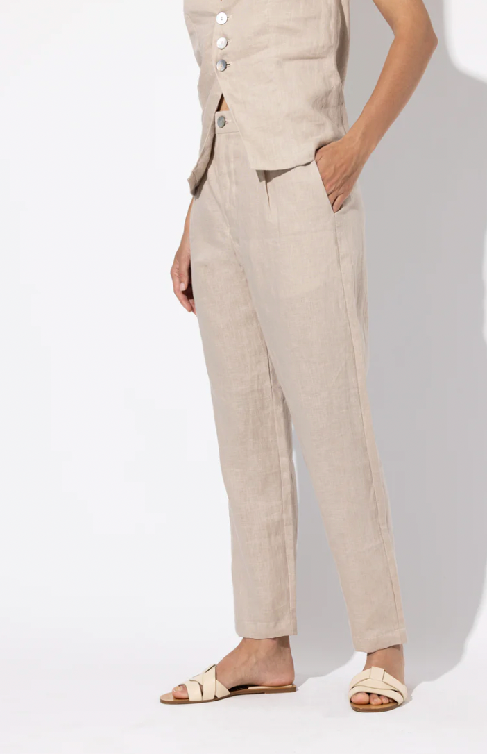 SUIT LINEN TROUSER IN SAND LINEN