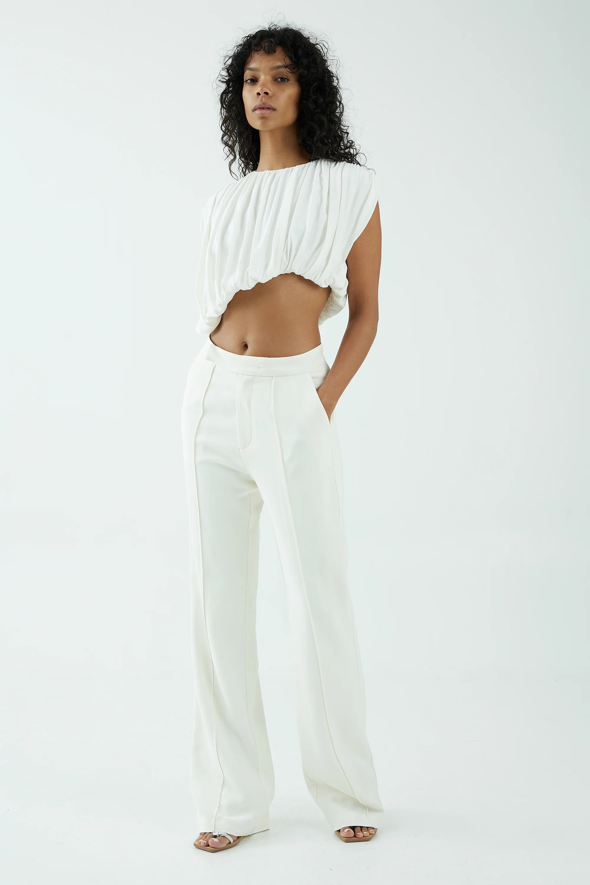 OFF WHITE